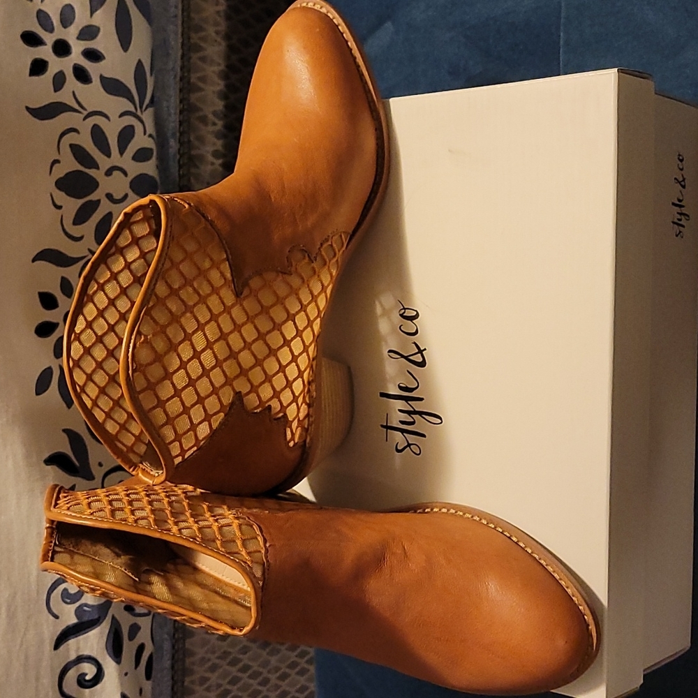 booties